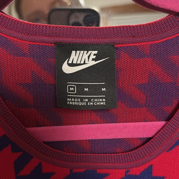 Nike Houndstooth Crop Top - Picture 3 of 6